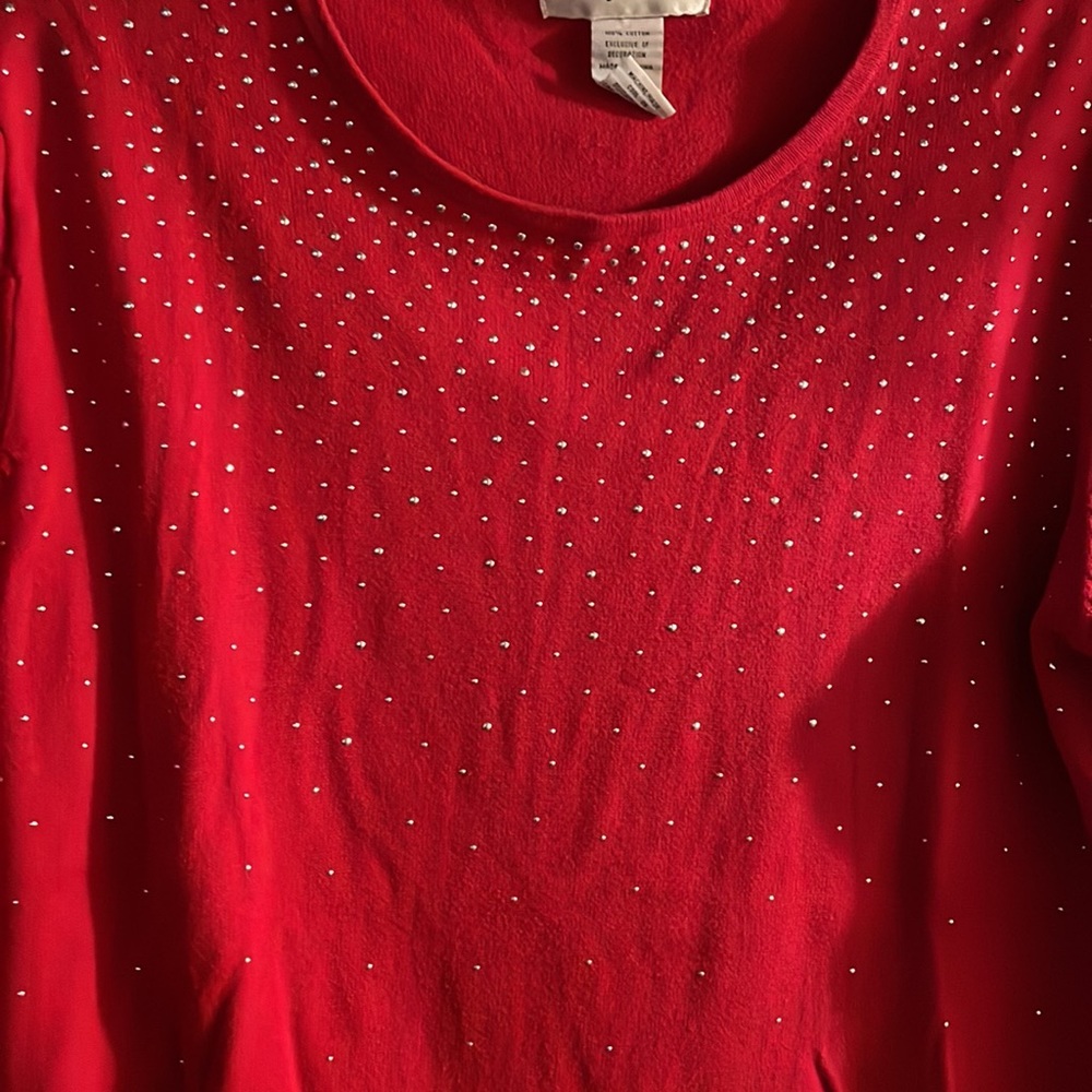 Red sweater - Picture 2 of 5